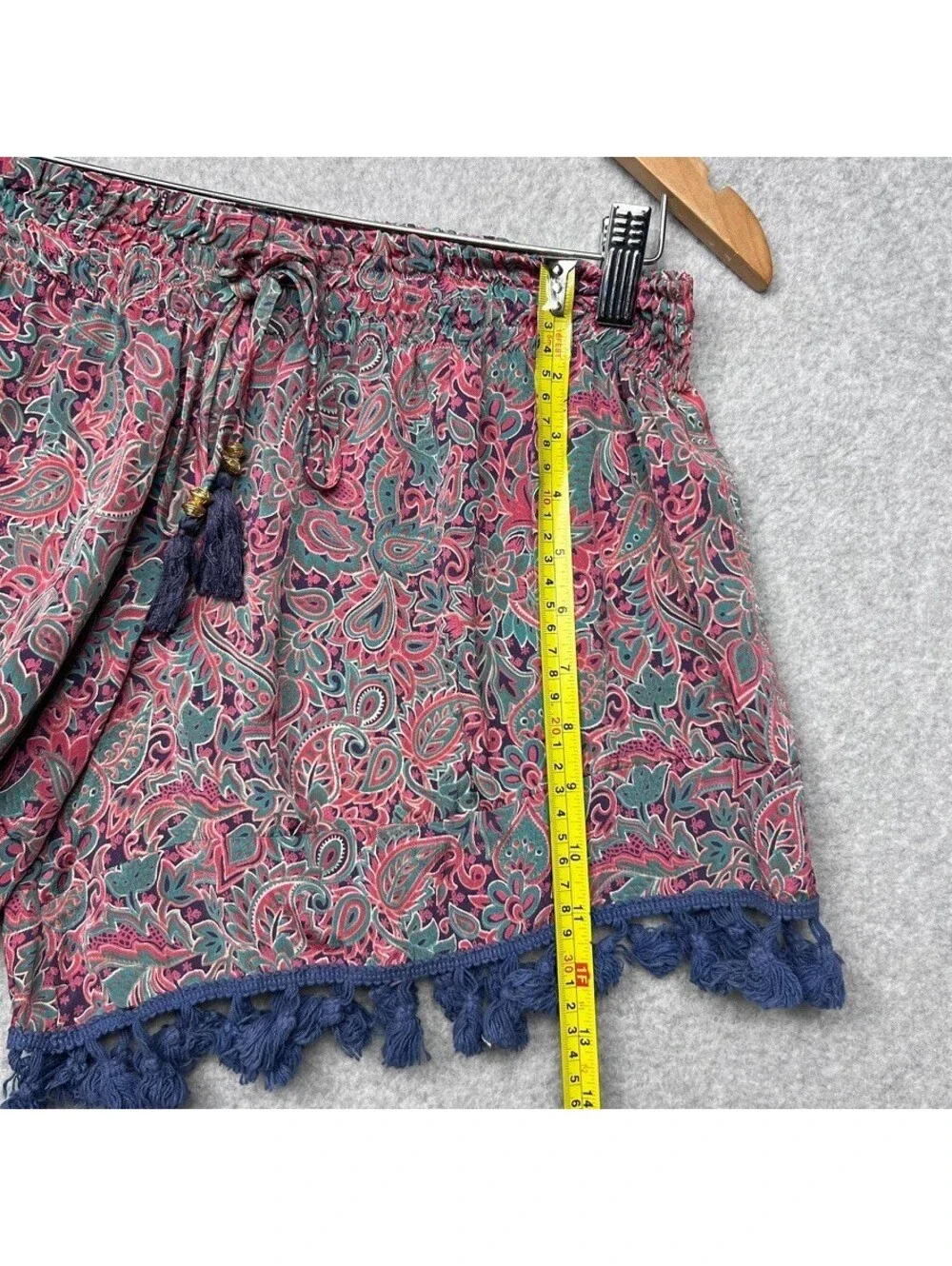 Anthropologie Raga Womens Paisley Tassel Pull On Shorts M Boho Hippie Beach chic